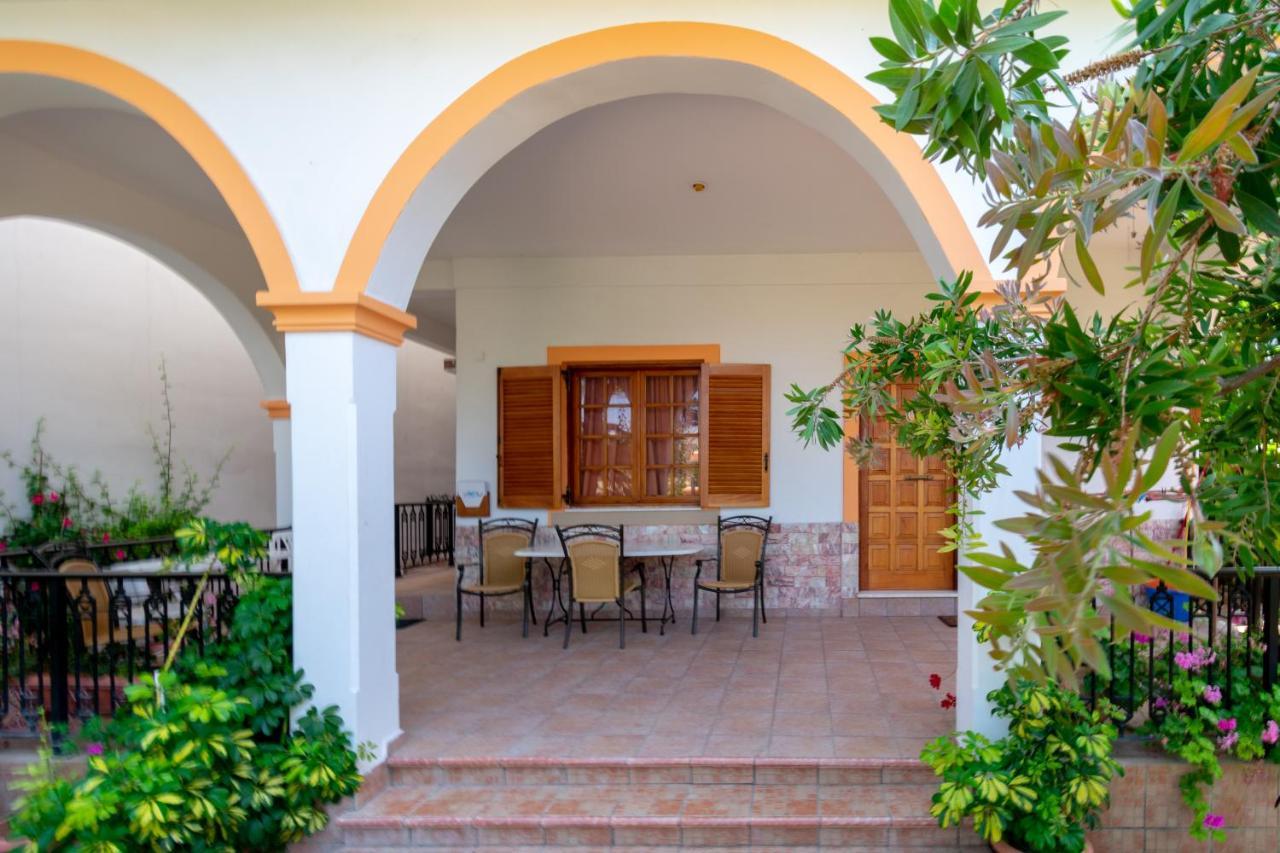 Villa Sophia Apartments By Corfuescapes Ájos Górdios Eksteriør bilde
